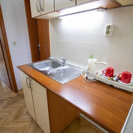 Apartment Vik *
